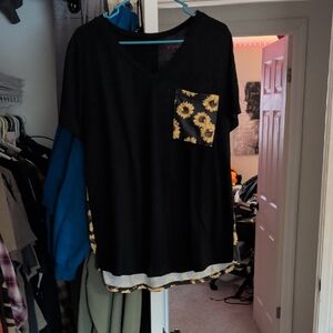 Sunflower Pocket Black Tee